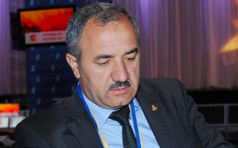 Prezidentin Mətbuat xidmətinin sektor müdiri işdən çıxarıldı